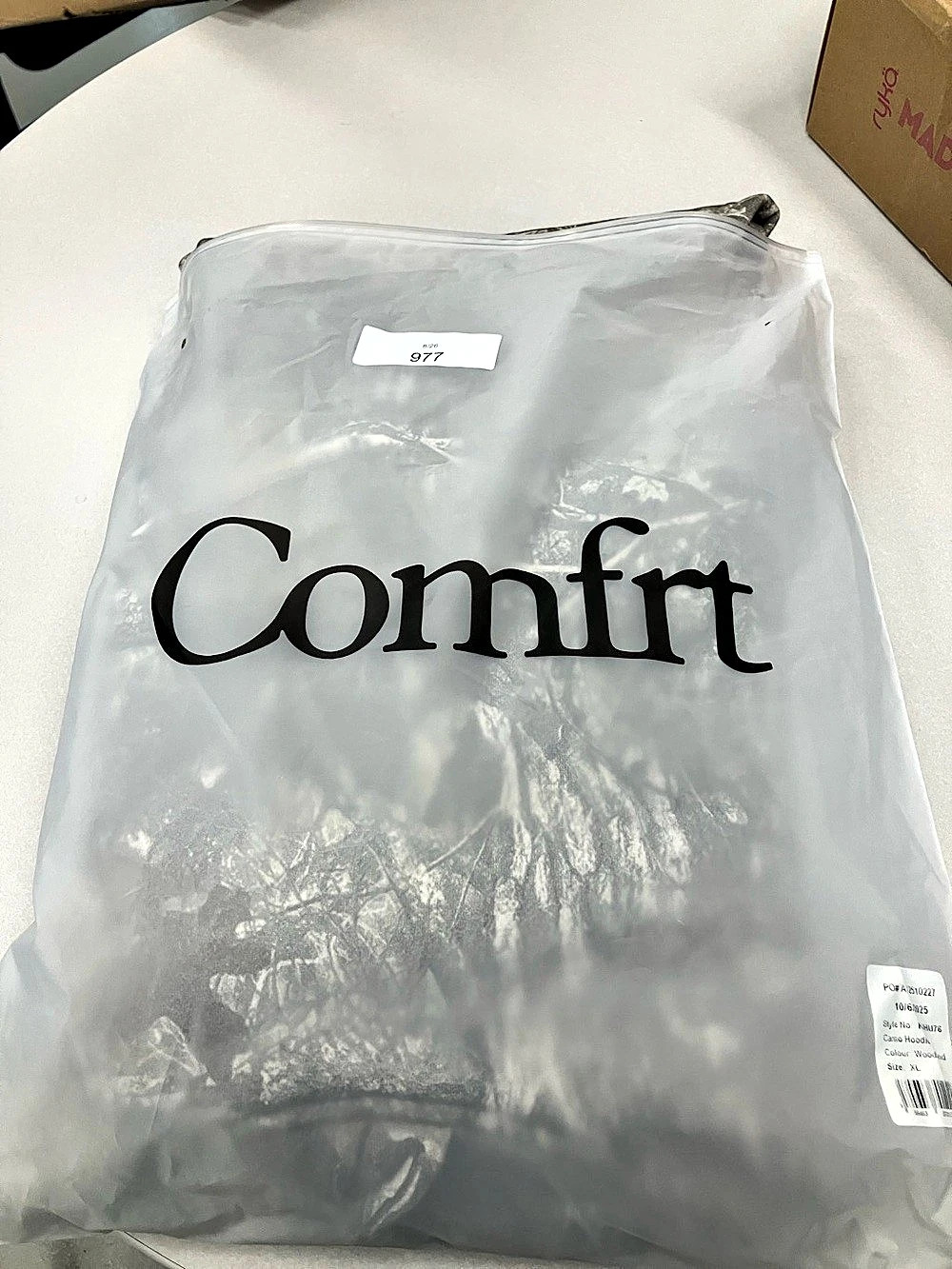 Comfort Camo Jacket in Gray Size XL NWT